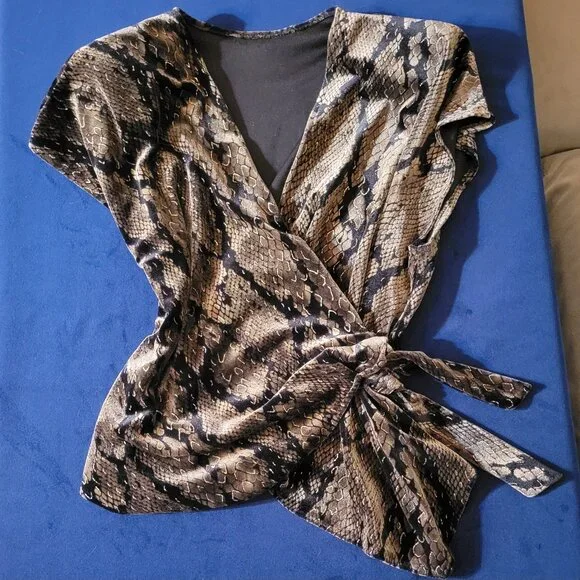 Snake Print Wrap Top - Picture 2 of 9